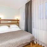 Otel Wesset